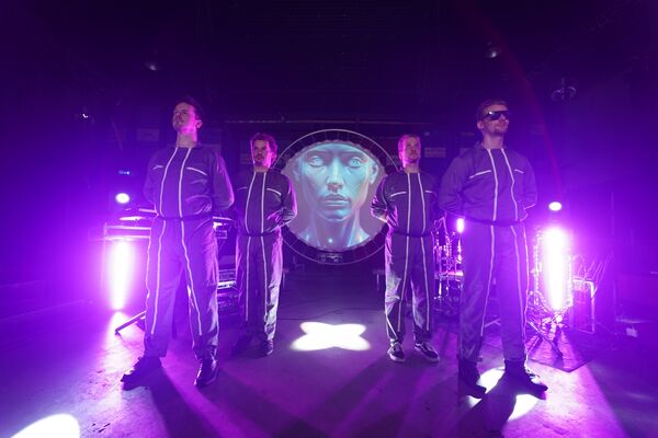 80's LIVE SYNTHPOP - VoxTechnik