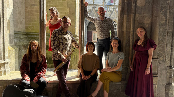 Herz Ensemble & Kate Moore
