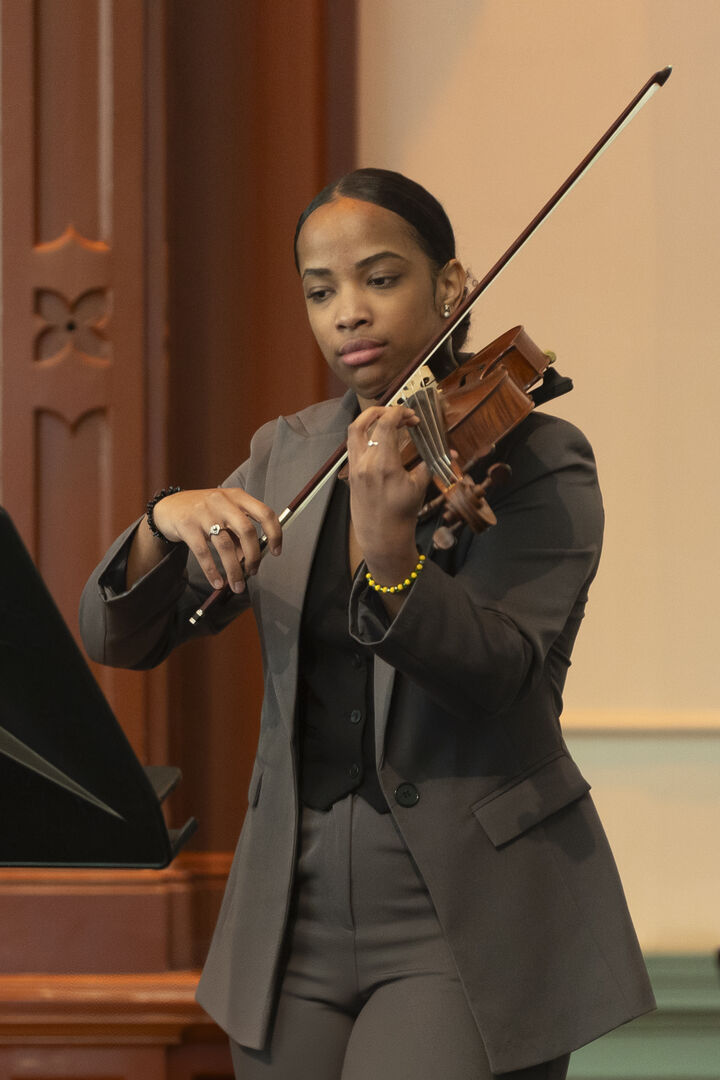 Rosin String Octet in W2 Toonzaal